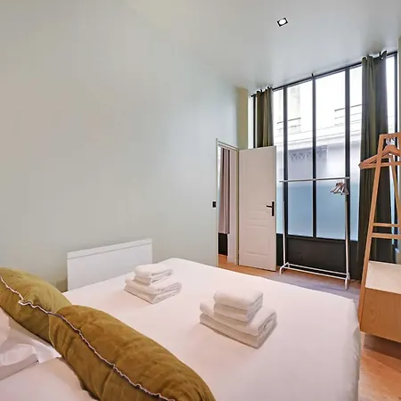 Haven Of Peace-2br 4p- Opera Garnier Madeleine Paris